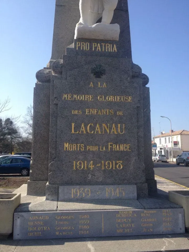 décoration monument funérairwebp